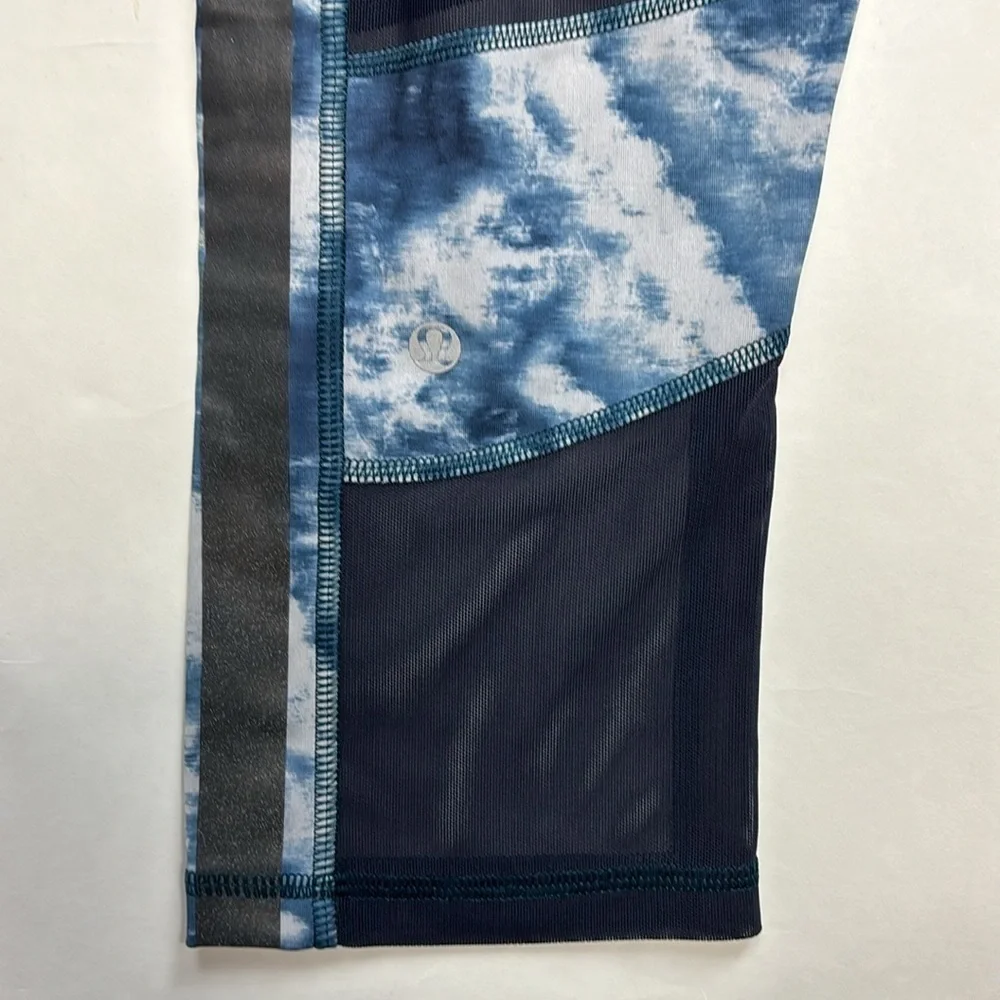 Lululemon Mesh With Me Crop Sea Side Silver Fox Alberta Lake Naval Blue Capris